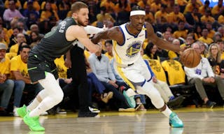 NBA新秀观察：状元秀首战表现亮眼,